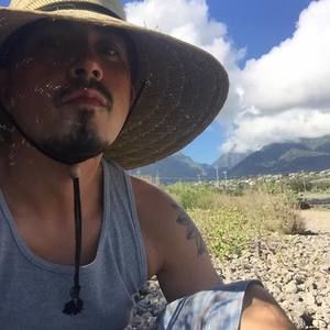 Meet your Posher, Ernesto